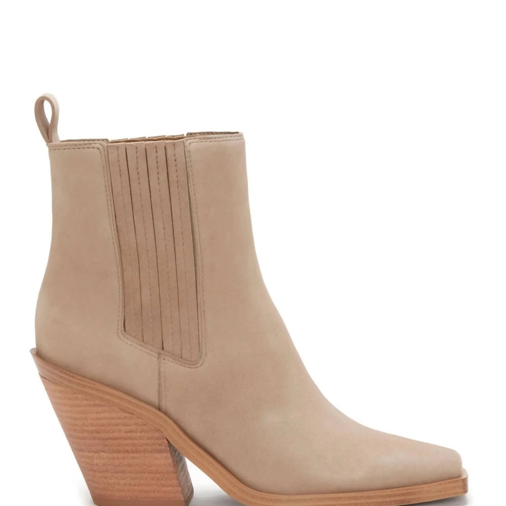 Vince Camuto ackella bootie